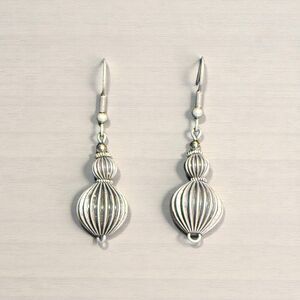 Vintage Corrugated Silver Earrings - Drop Dangle French Hook